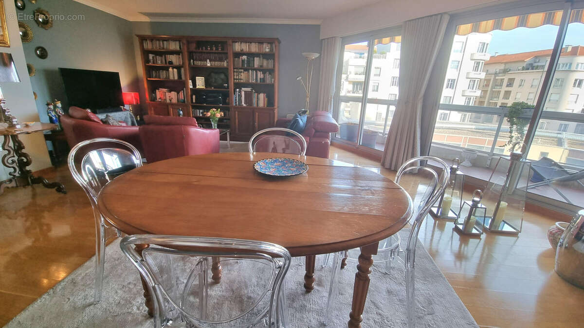 Appartement à LYON-7E
