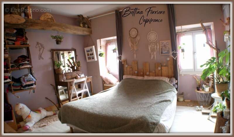 Maison à CORROMBLES