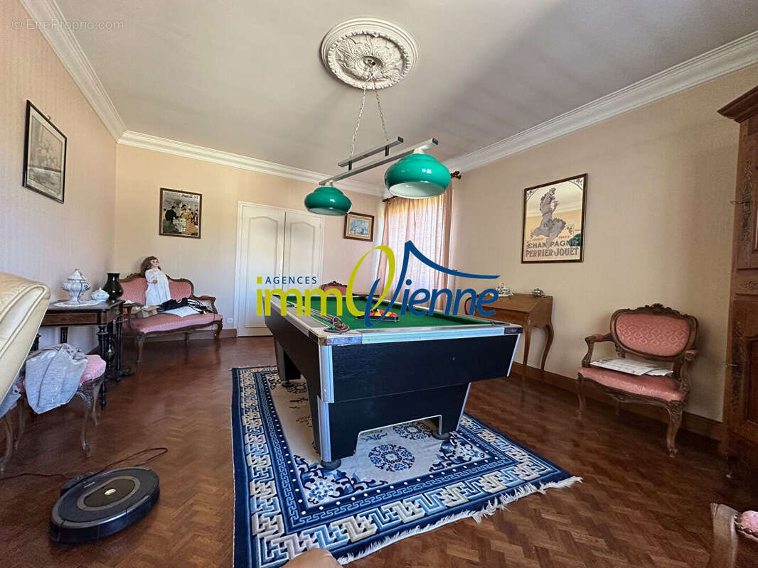 Maison à NIEUIL-L&#039;ESPOIR