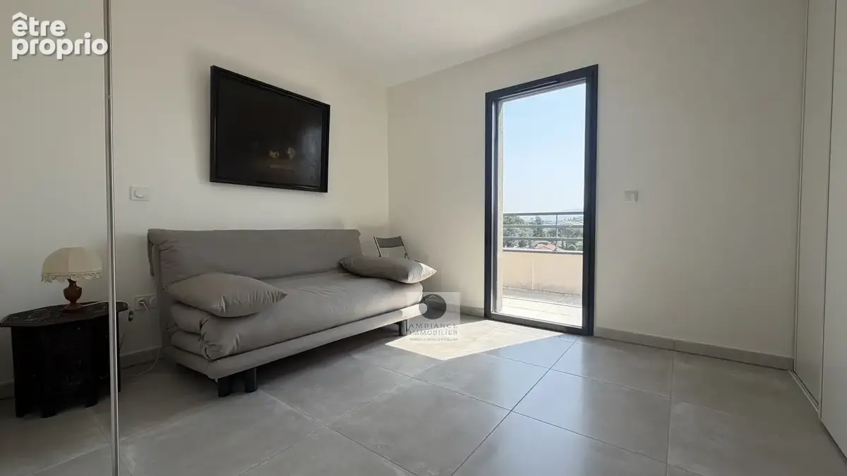 Appartement au dernier étage, entre lumière et terrasse - photo 19