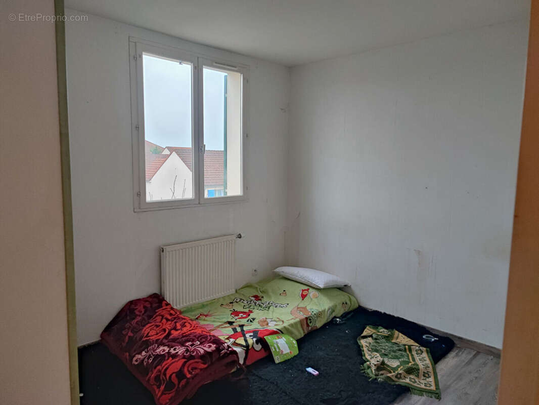 Appartement à SAINT-JEAN-DE-BRAYE