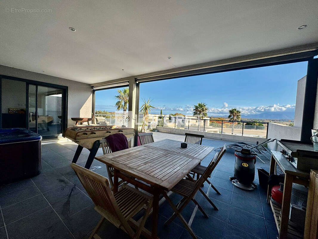 Maison à VILLENEUVE-DE-LA-RAHO