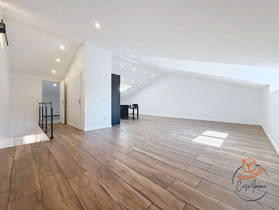 Appartement à BELLEGARDE-SUR-VALSERINE