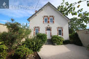 Maison à COMBLANCHIEN