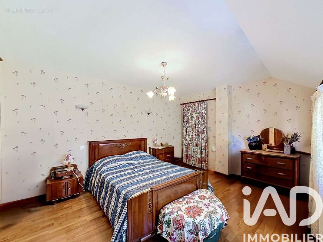 Photo 9 - Maison à AUMONT-AUBRAC