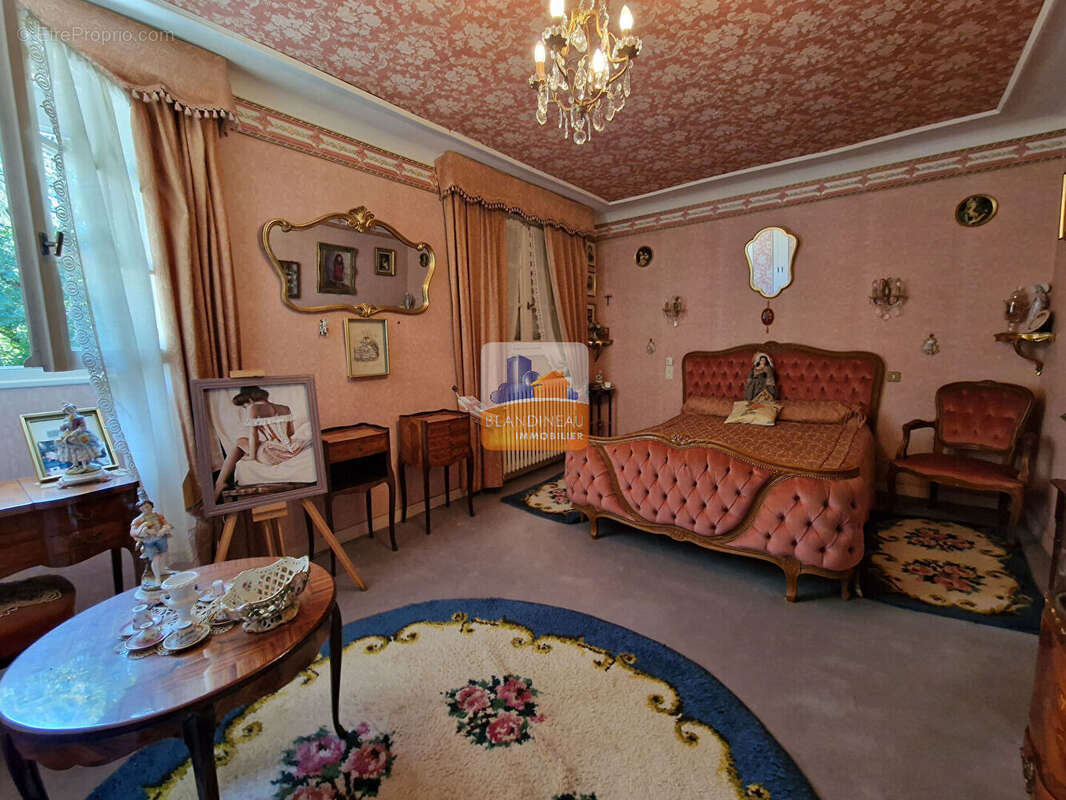Bouguenais bourg roche ballue  maison 5 ch 167 m² - photo 11