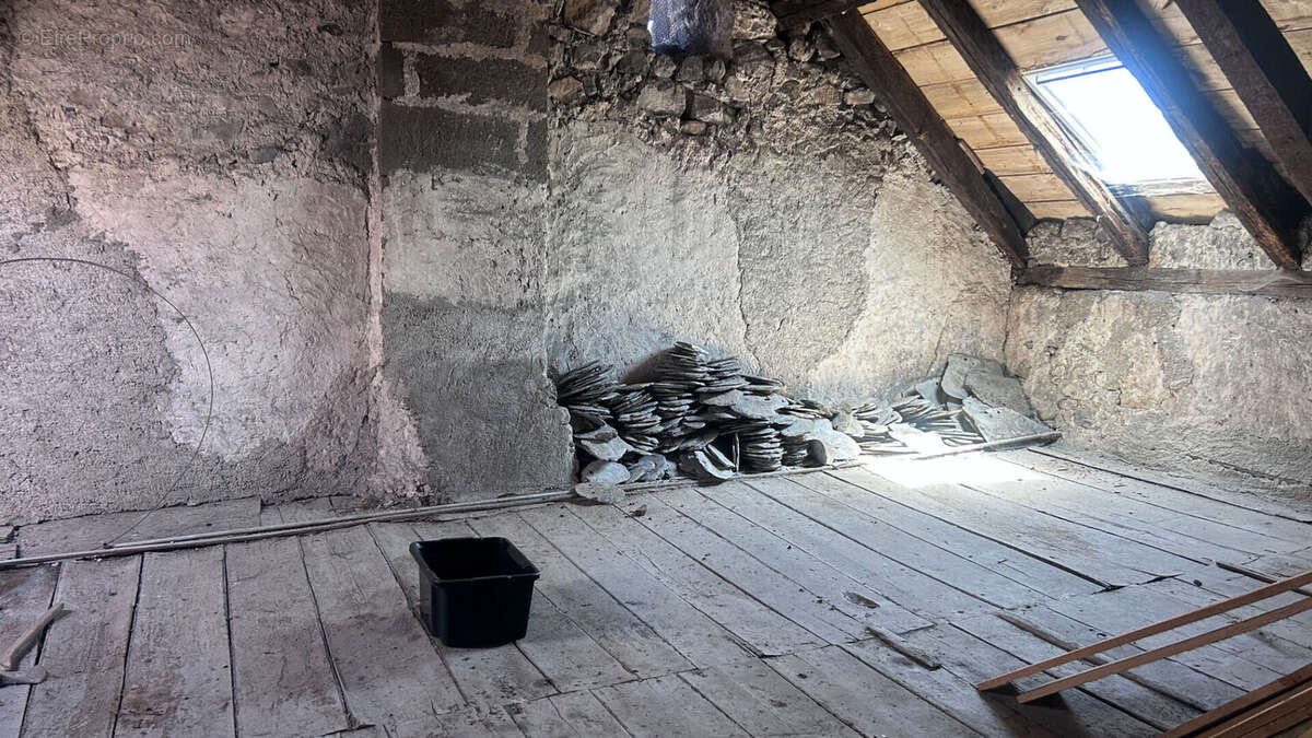 Aveyron : Hôtel particulier du XVIIe siècle à réinventer Potentiel 360 m² - photo 18