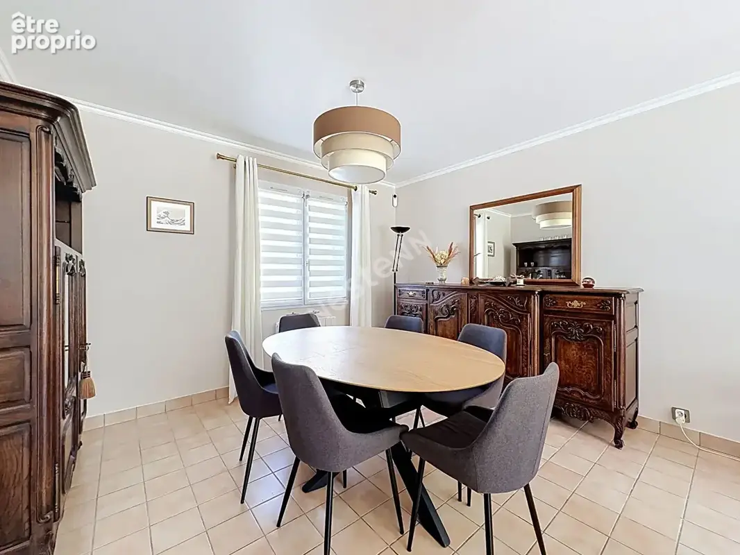 REZÉ HÔTEL DE VILLE - Maison familiale avec grand terrain de 641 m² - photo 6