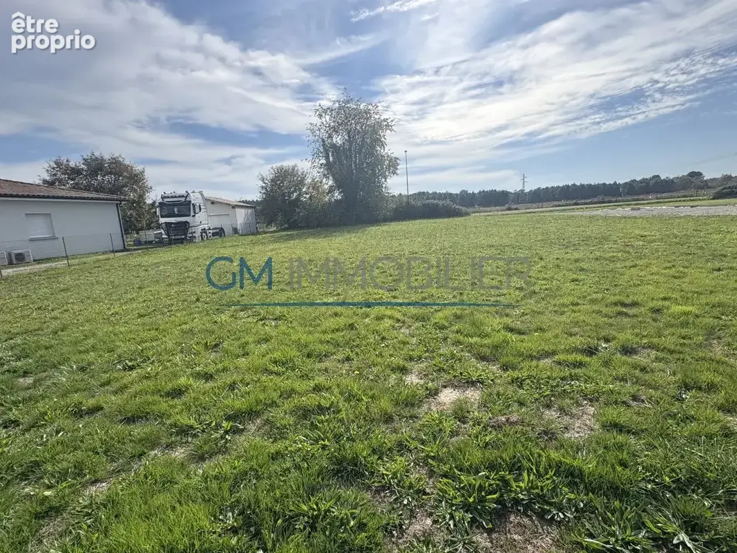 Terrain 1 000 m² à vendre à Lesperon (40260) - photo 2