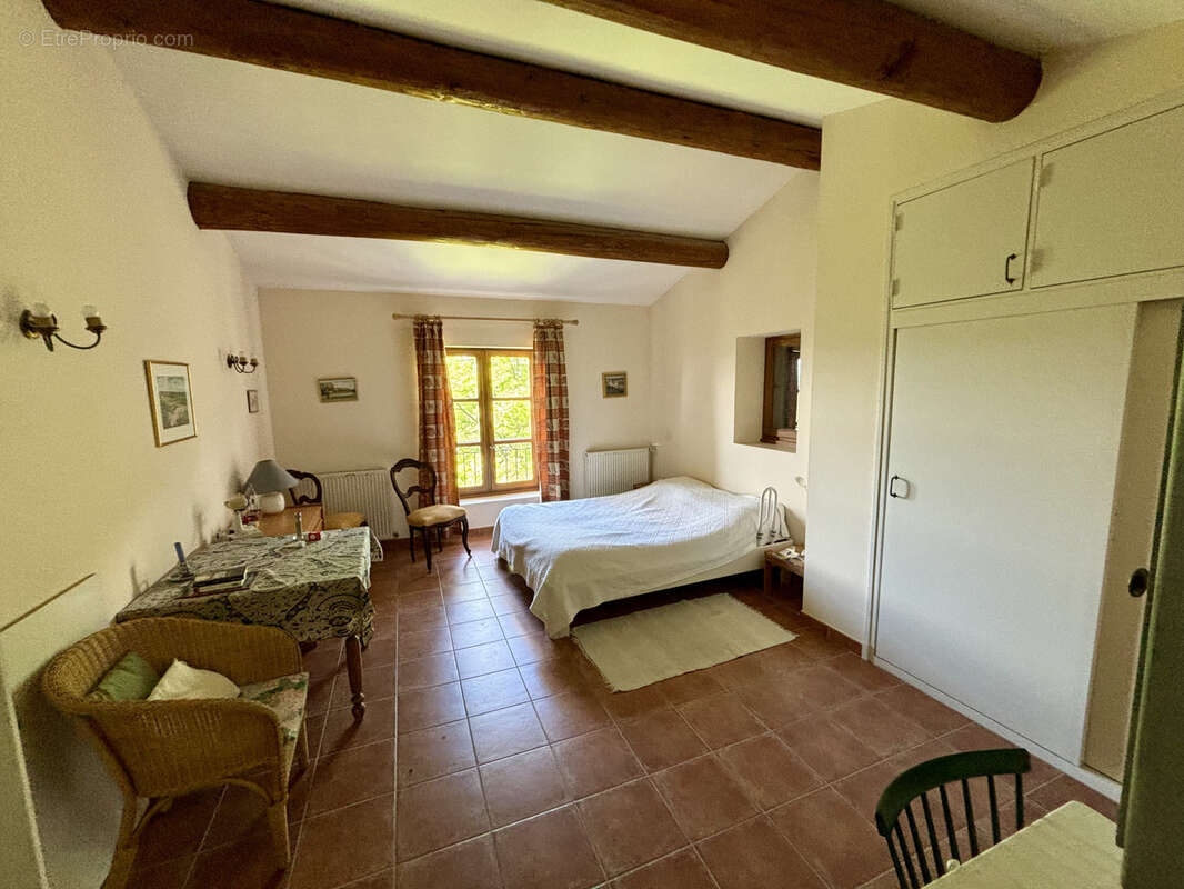 Maison à GRIGNAN