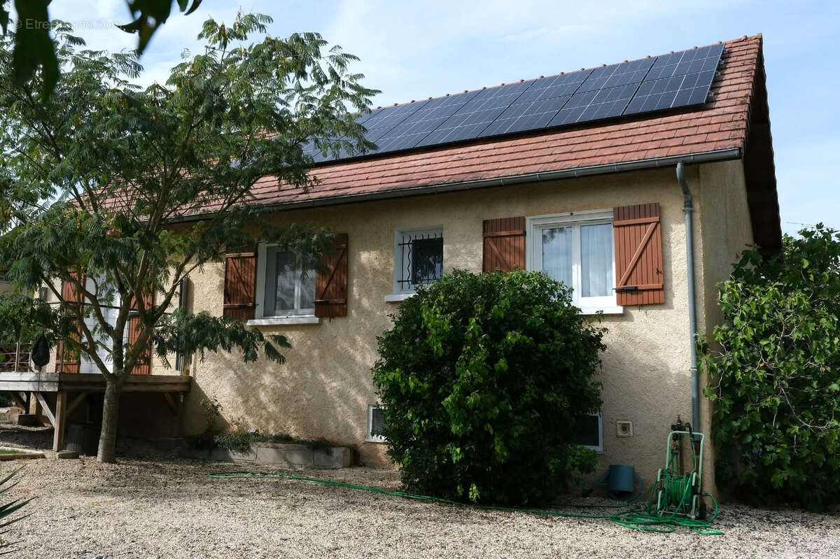 Maison à JALIGNY-SUR-BESBRE
