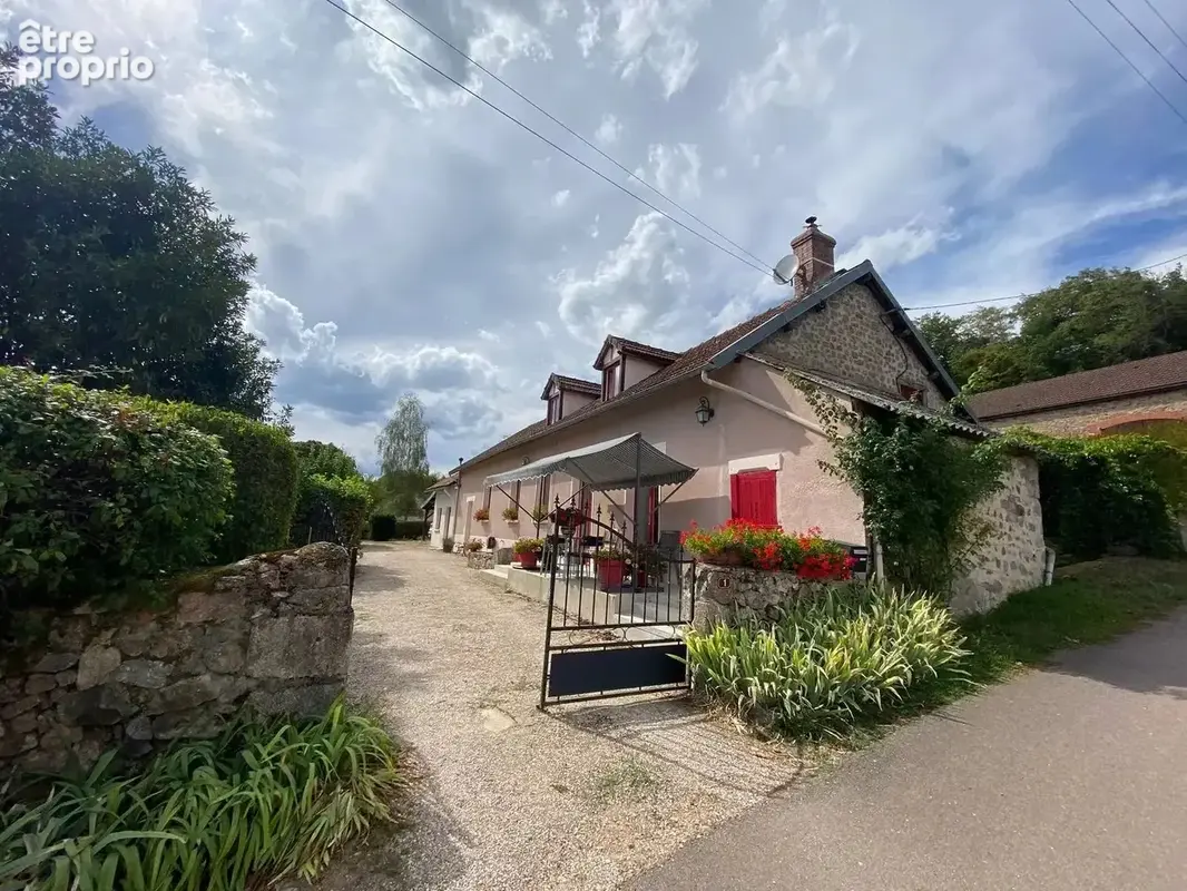 Photo Maison à Montsauche-Les-Settons au prix de 185 000€