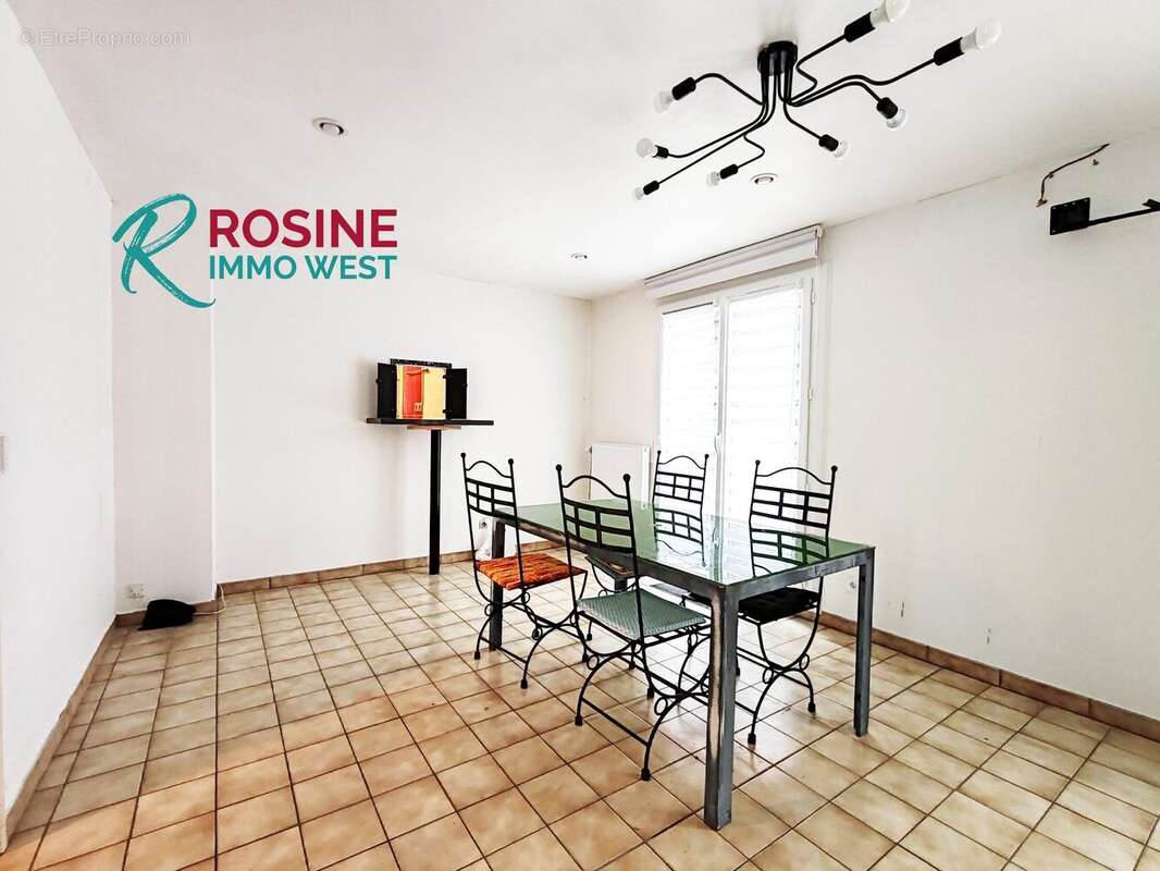 Maison à COURCOURONNES