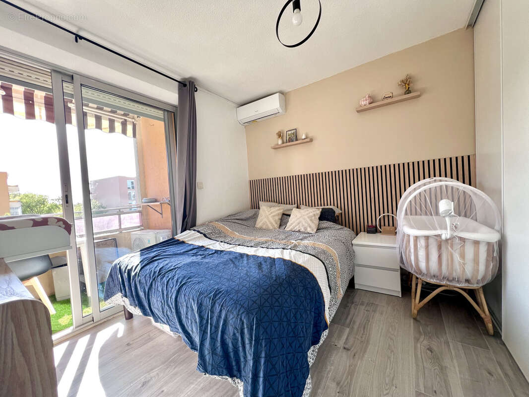 Appartement à MANDELIEU-LA-NAPOULE