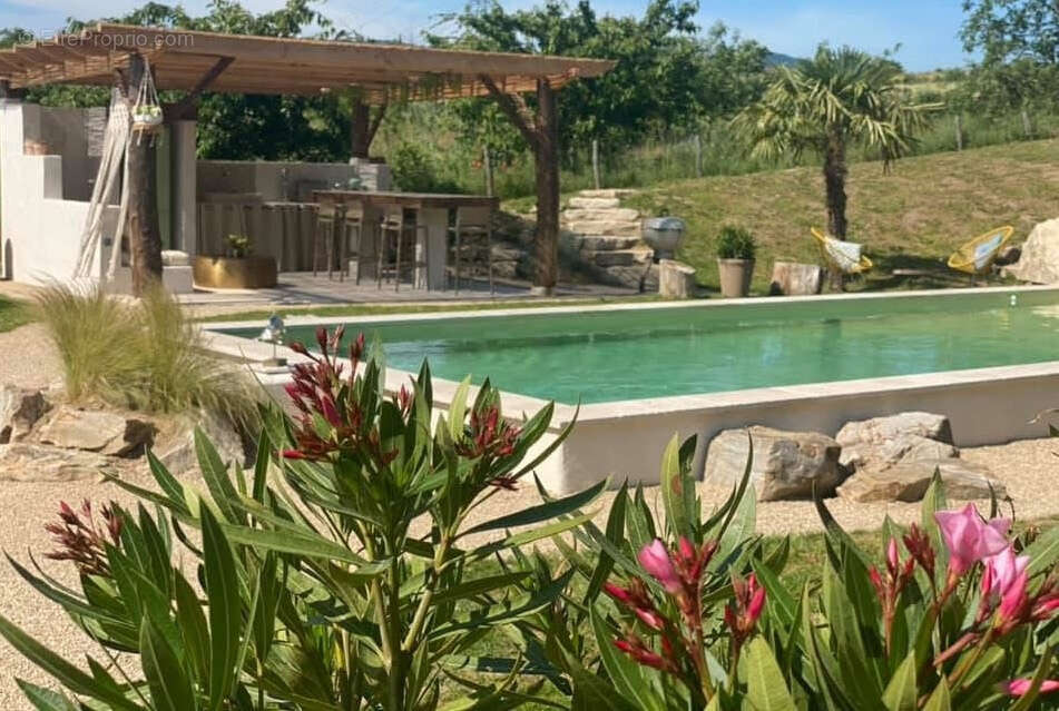 'la source' - vente co-exclusivité, vaugneray, maison 182 m2, 4 chambres, terrain 3300 m2, piscine - photo 16