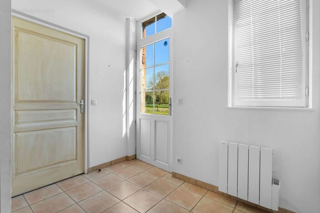 Maison à MEZIDON-CANON