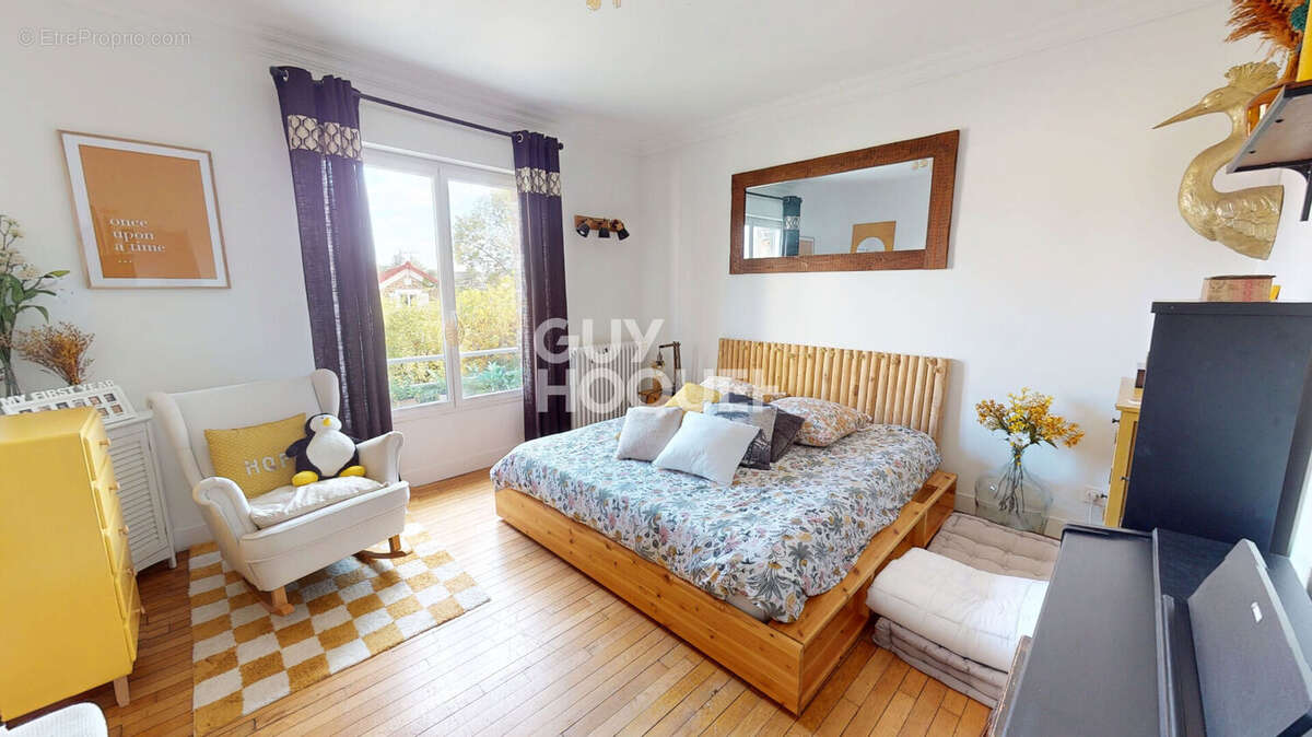 Maison à LES PAVILLONS-SOUS-BOIS