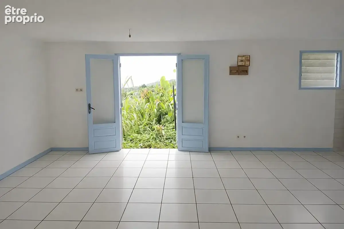 Maison 6 pièces 140 m² à vendre à Les Trois-Bassins (97426) - photo 2