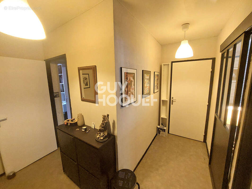 Appartement à ROSNY-SOUS-BOIS