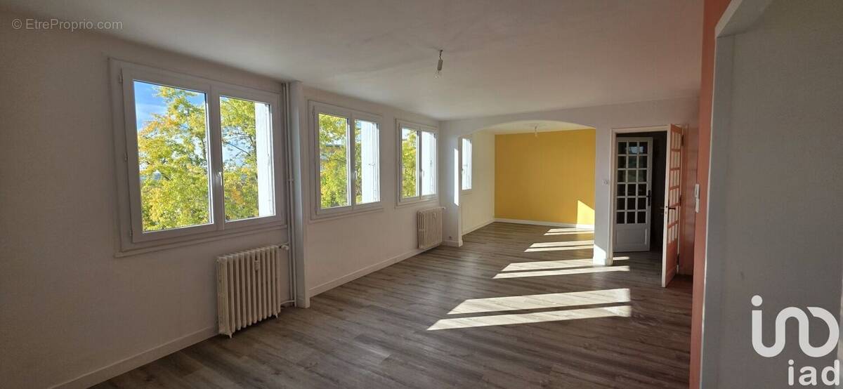 Photo 1 - Appartement à AURILLAC