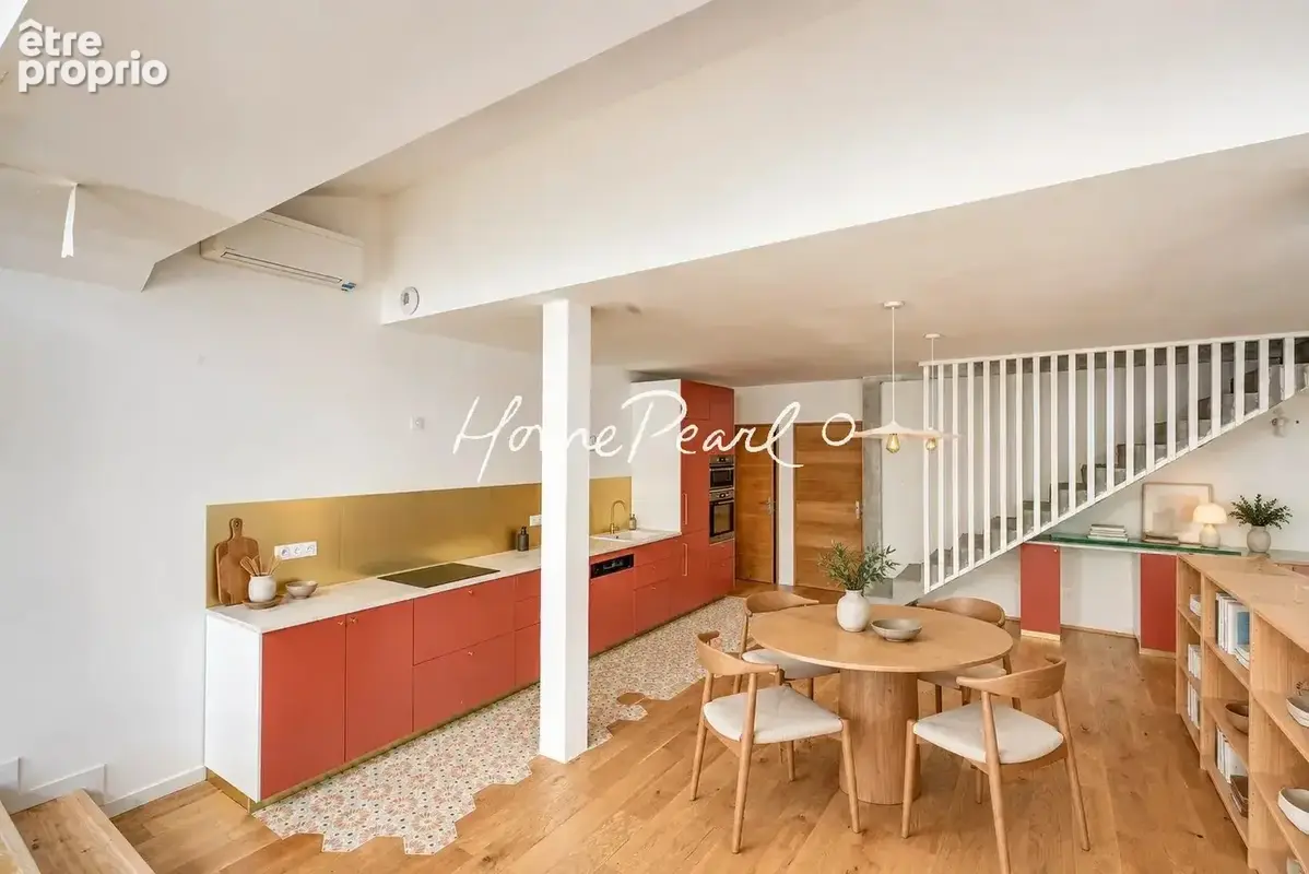 Loft de caractère – 160 m² Carrez – Beaux volumes – Jardin – Terrasse - photo 5