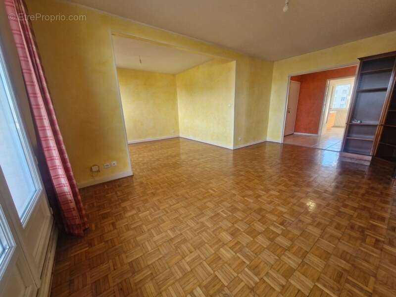 Appartement à FIRMINY