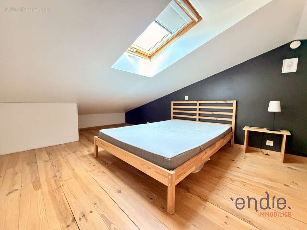 Appartement à SILLANS-LA-CASCADE