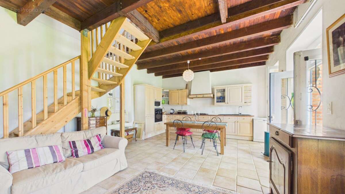 Maison à PROMILHANES