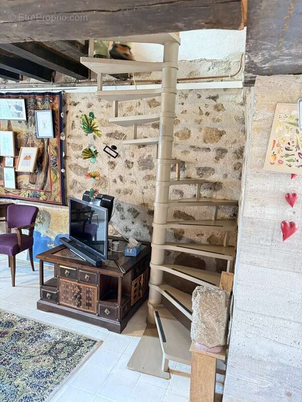 Maison à SAINT-VAURY