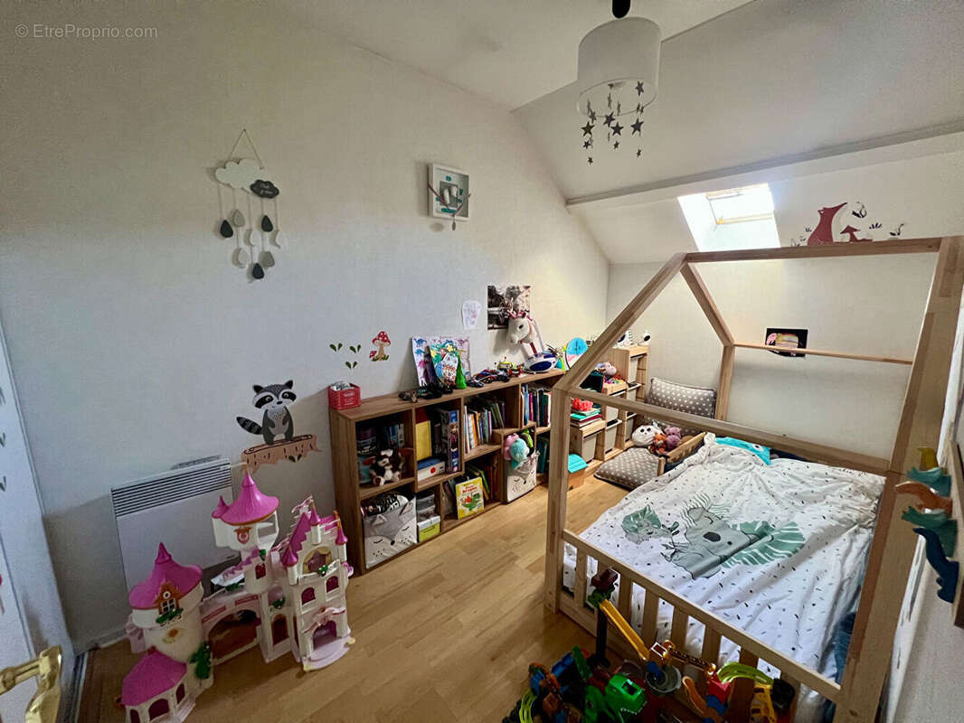 Maison à LE PERRAY-EN-YVELINES