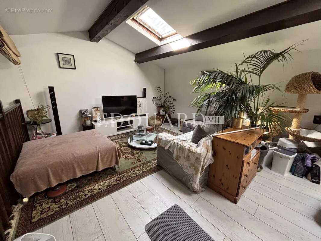 Appartement à ROQUEBRUNE-CAP-MARTIN