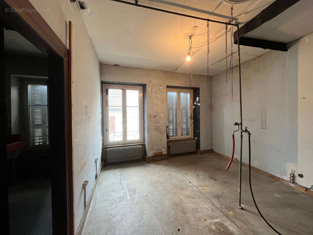 Appartement 338 m² à Guebwiller  - photo 9