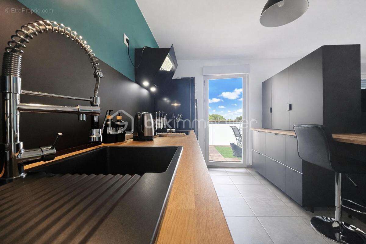 Appartement à SEREZIN-DU-RHONE