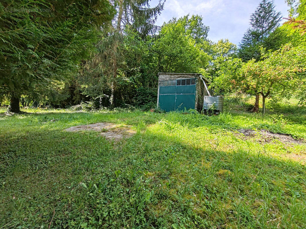 Terrain à VILLERS-COTTERETS