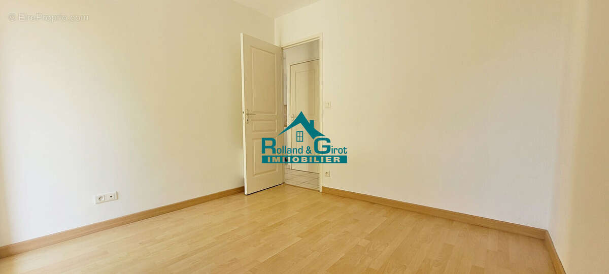 Appartement à SAINT-MEDARD-SUR-ILLE