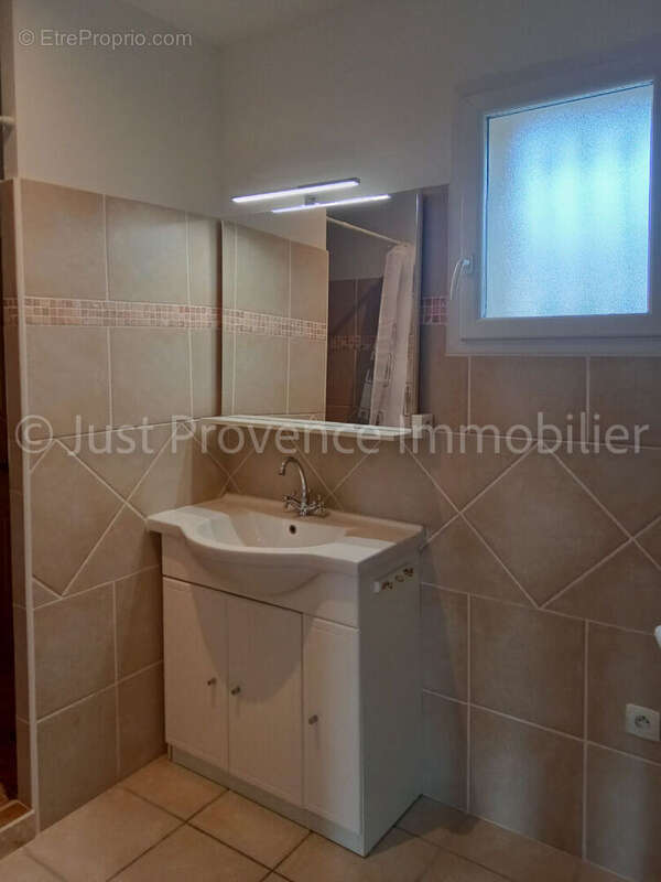 Appartement à CAROMB