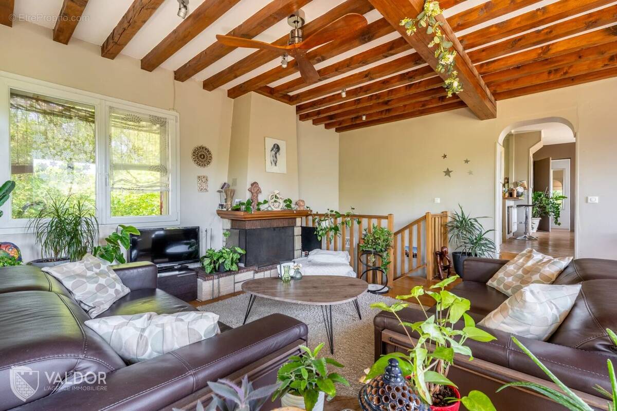 Maison à DARDILLY