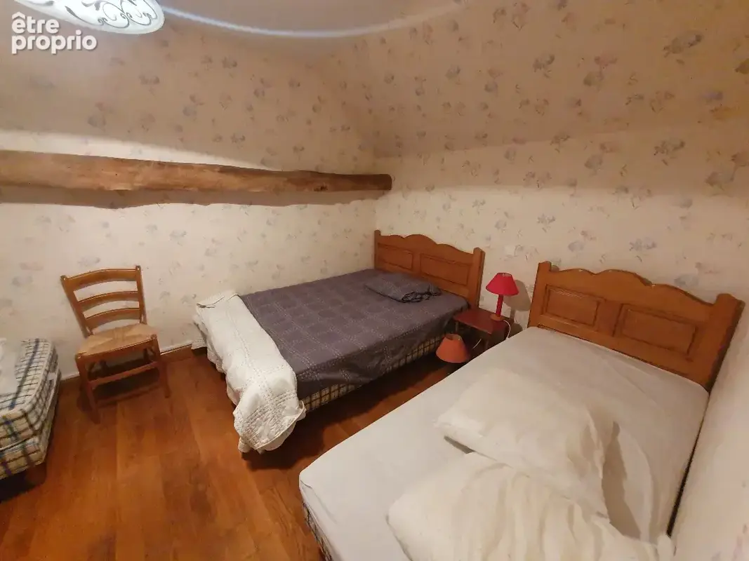 Agréable maison en pierres avec un gite et piscine - photo 27