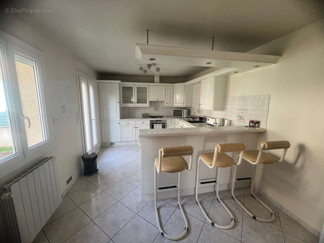 Maison à SARTROUVILLE