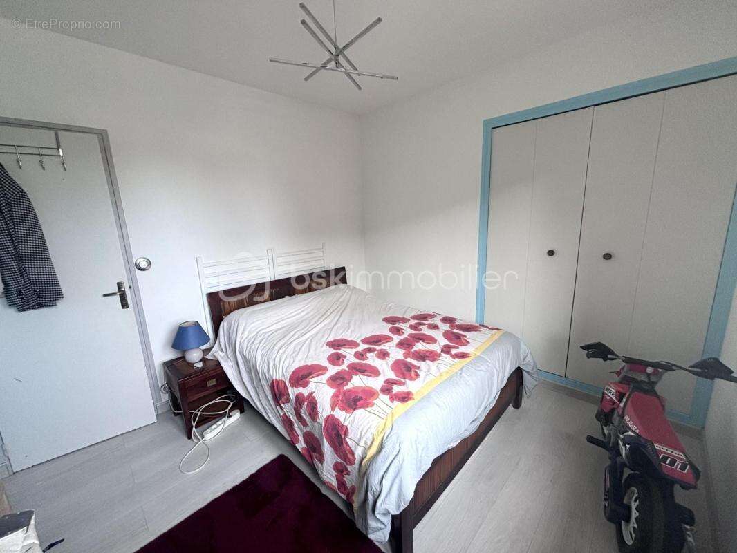 Maison à SAINT-LAURENT-EN-GATINES