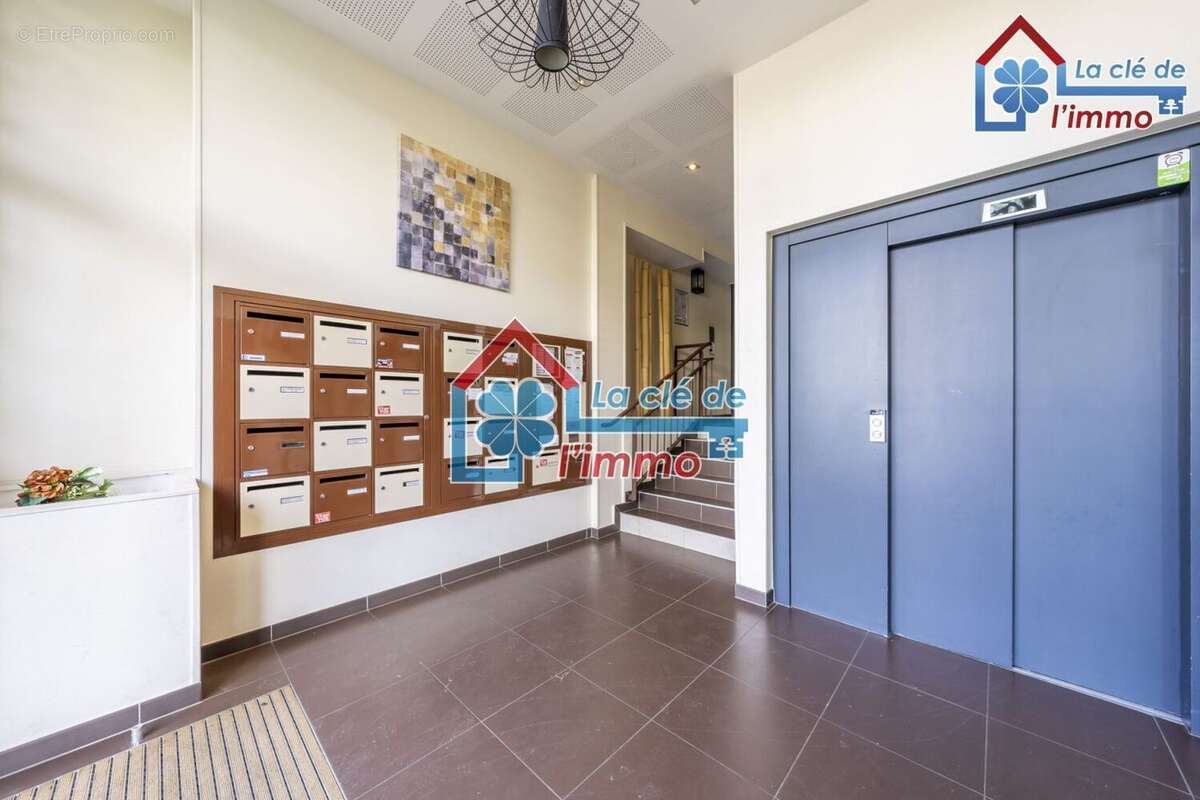 Appartement à MOISSY-CRAMAYEL