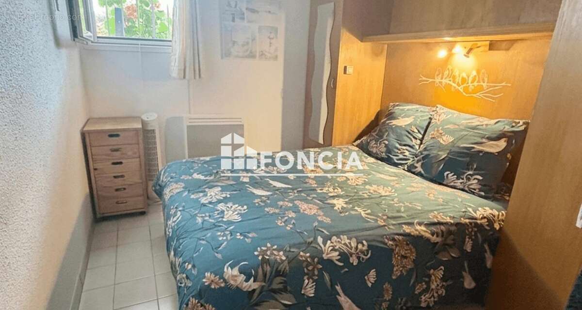 La Grande-Motte – T3 en rez-de-chaussée avec terrasse de 30m² et parking, à 300m de la plage - photo 5