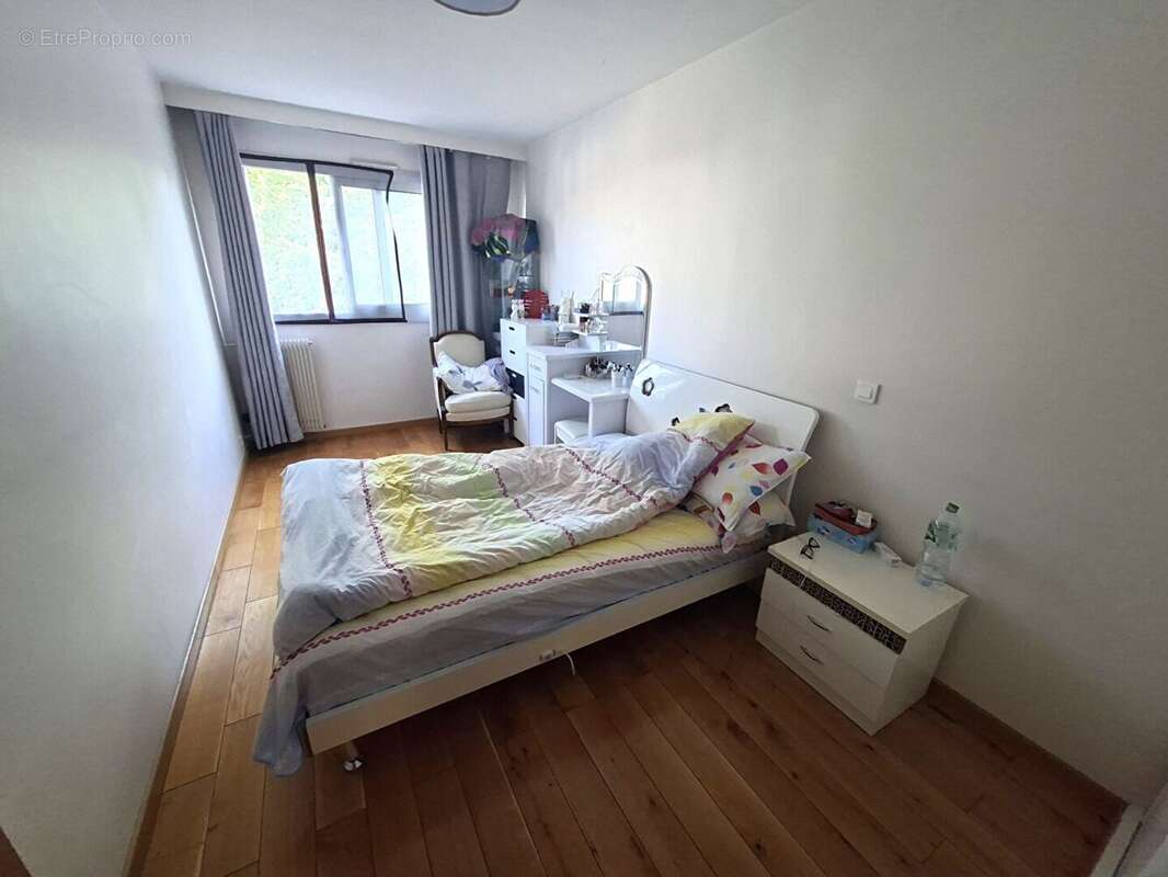 Appartement à LE BOURGET