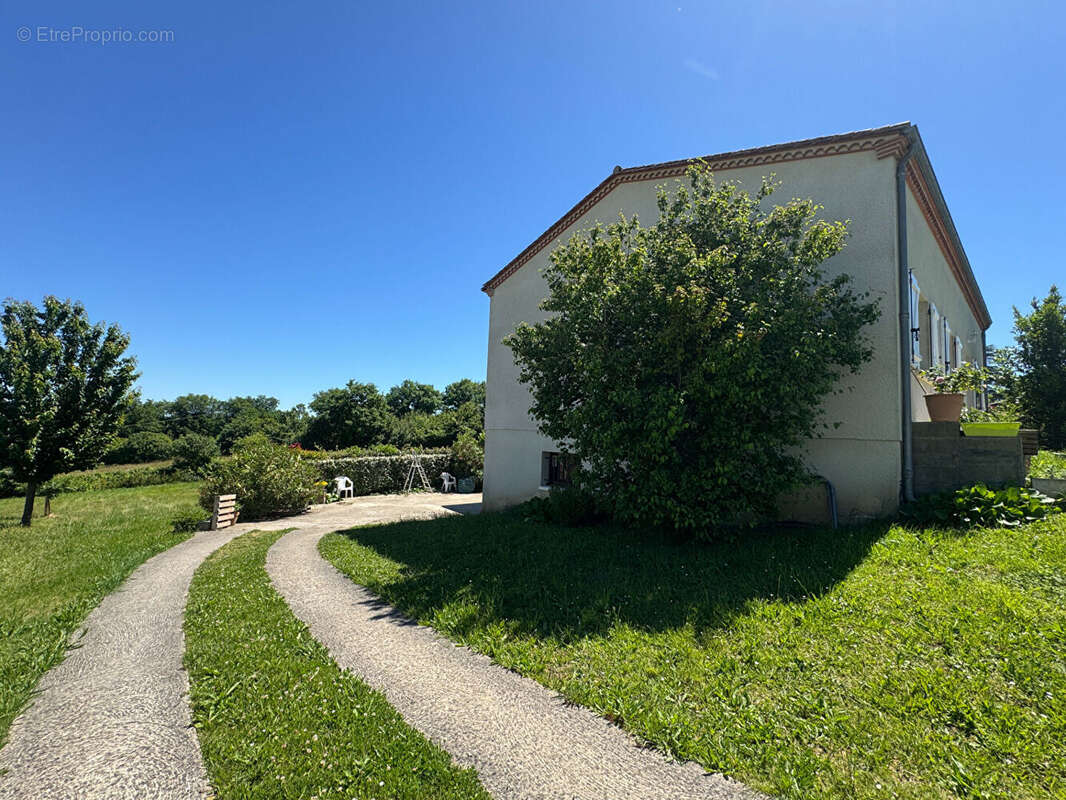 Maison à CASTILLONNES