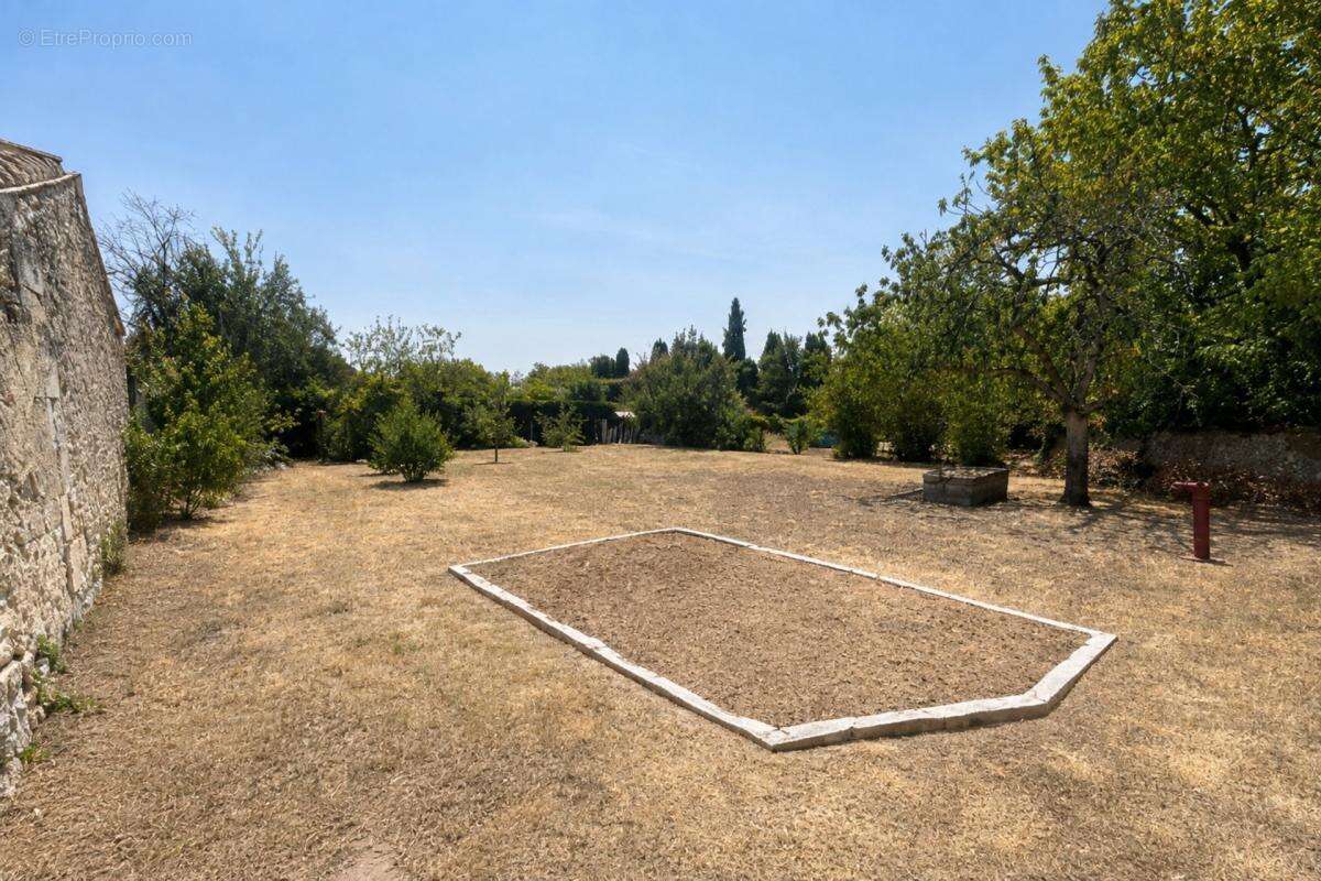 Moulis-en-médoc – maison de charme à rénover, 115 m², jardin et grands espaces annexes - photo 10
