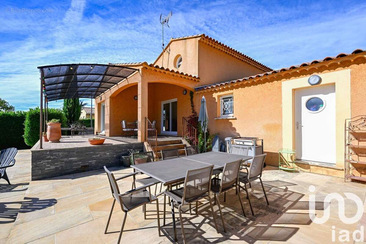 Photo 2 - Maison à CORBIERES