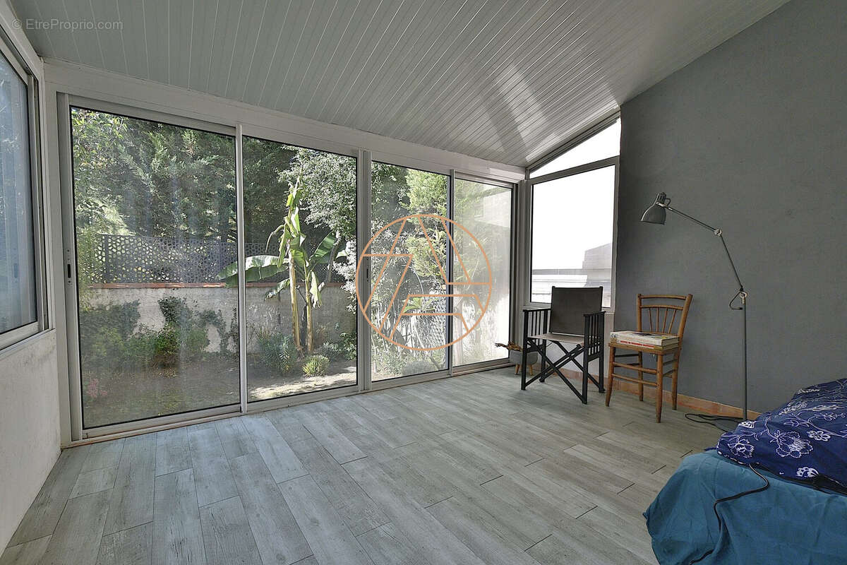 Maison à SAINT-MAUR-DES-FOSSES