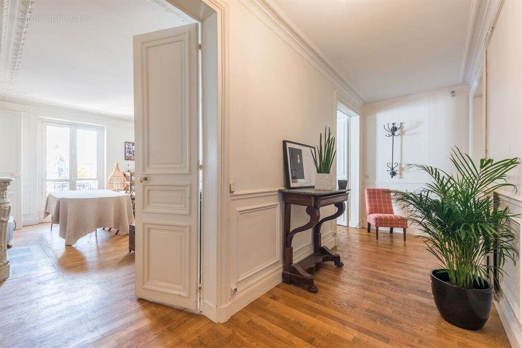 Appartement à PARIS-9E