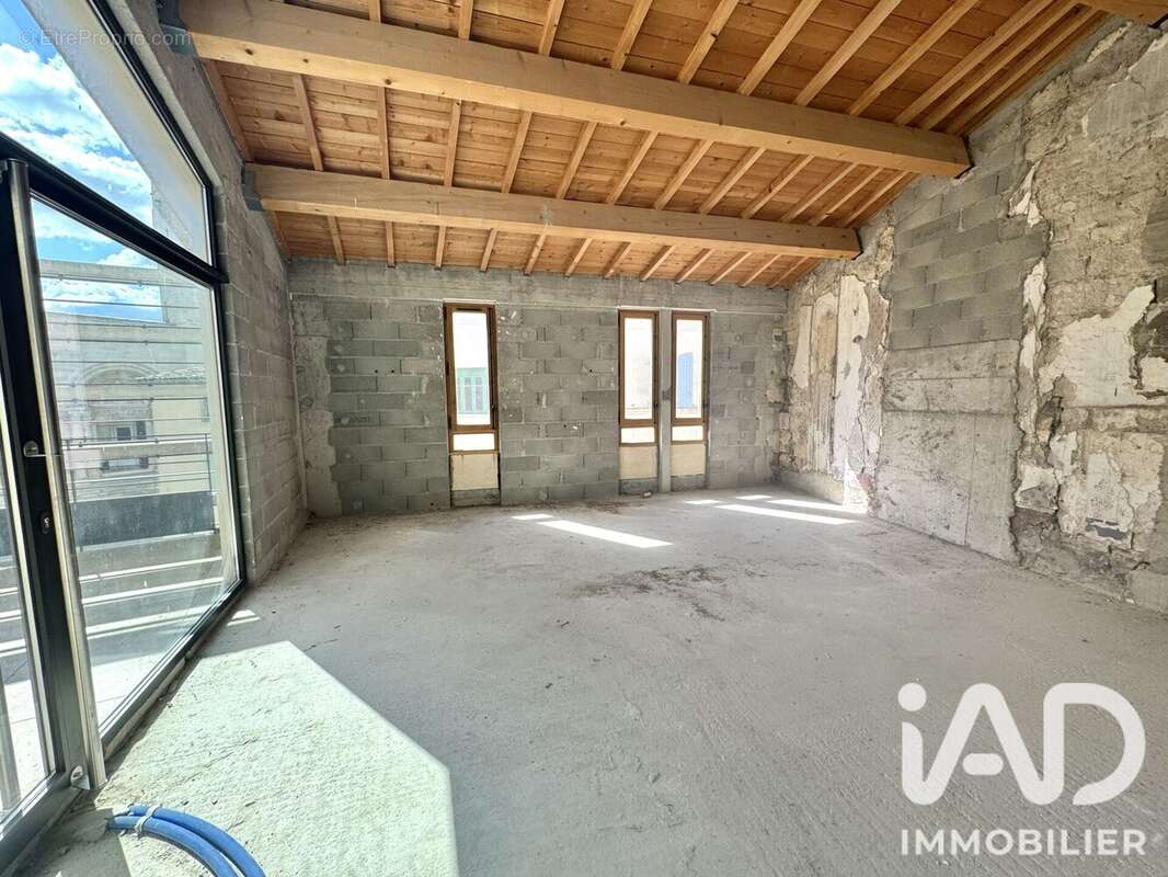 Appartement 75 m² à Saint-Gilles  - photo 4