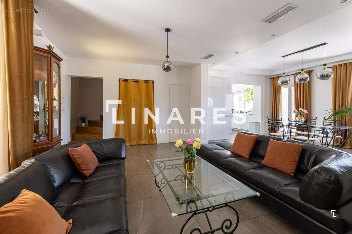 Maison à MARSEILLE-12E